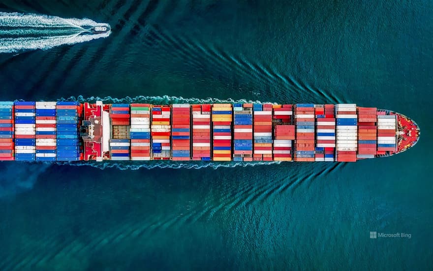 Container ship, San Pedro, California, USA